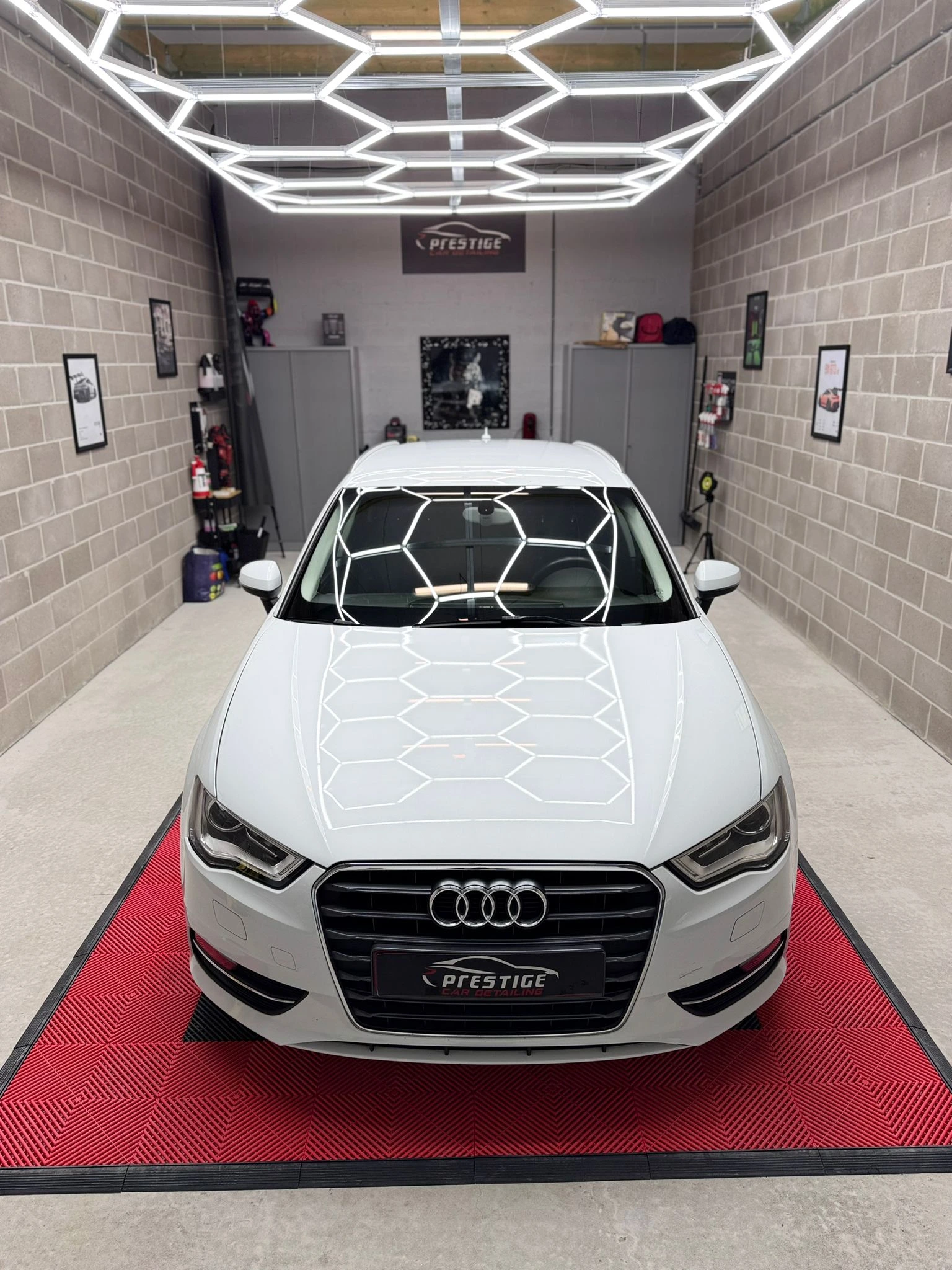 Audi blanche détailing